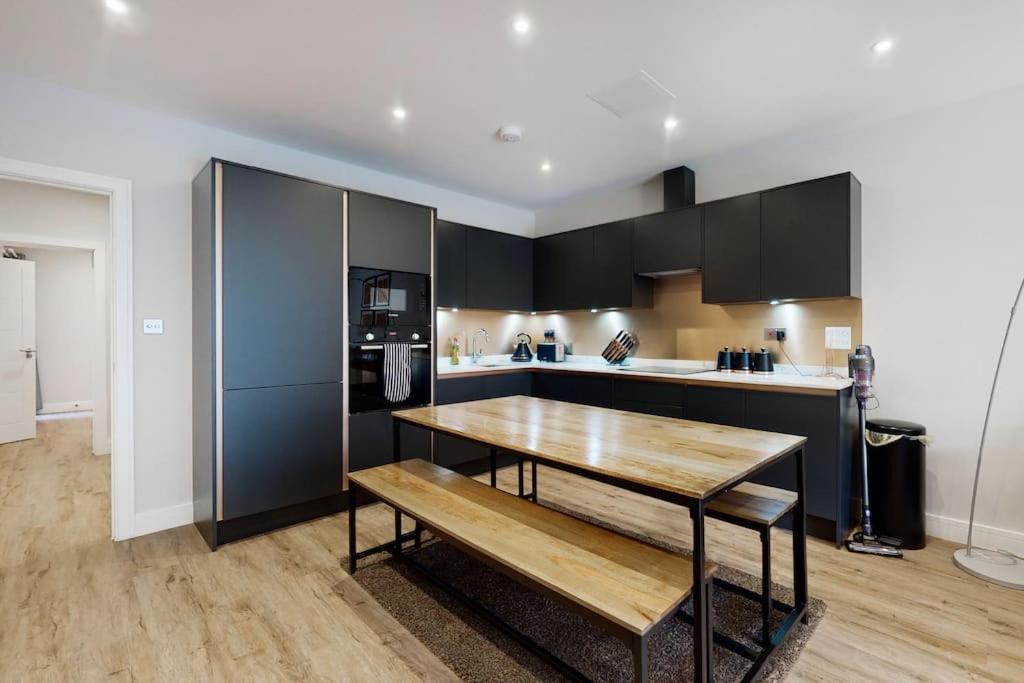 Stylish 2Bed Flat 10Min To Wimbledon Tennis Courts Londres Exterior foto